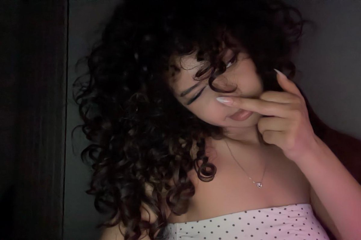 QueenEnoki's tweet photo. I know i’m out of your league and your money looks good on me anyways 🤭💗

goddess https://t.co/N4RAD5Wpho