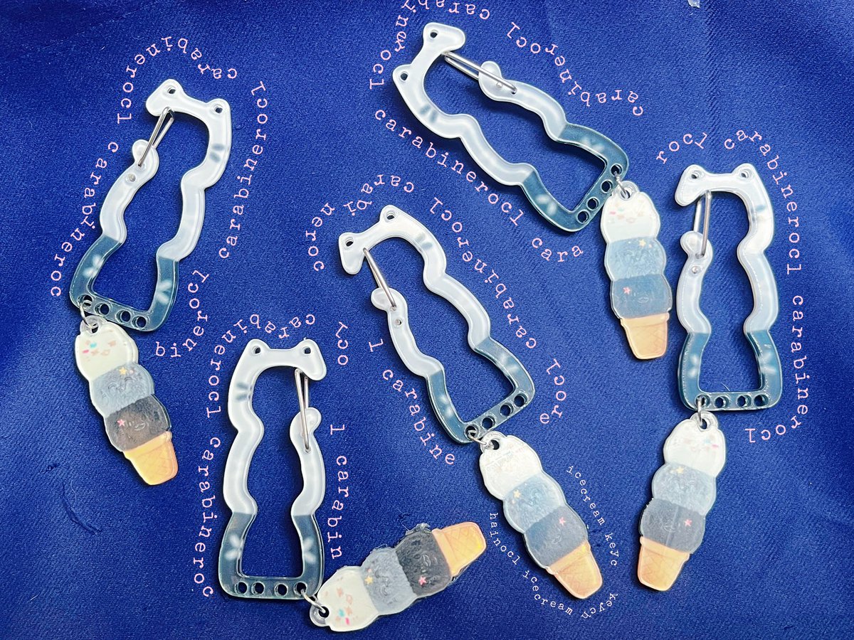 allabtwjhmrch's tweet photo. OCL CARABINER DUPE 🍦 https://t.co/VXIPGhsEOB