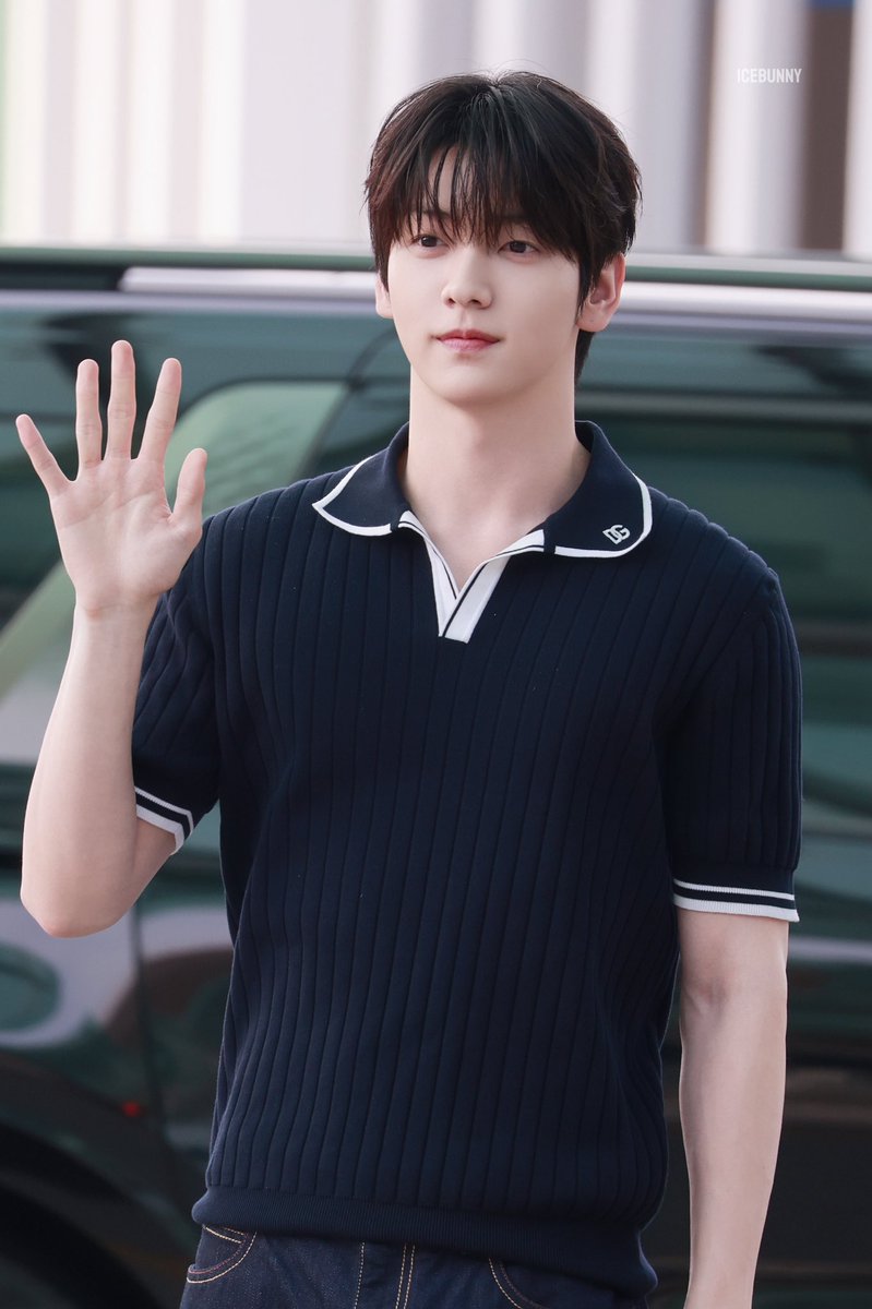 twelve05cm's tweet photo. models should be thankful choi soobin chose to be an idol instead 😮‍💨 https://t.co/NVVUXCtszv