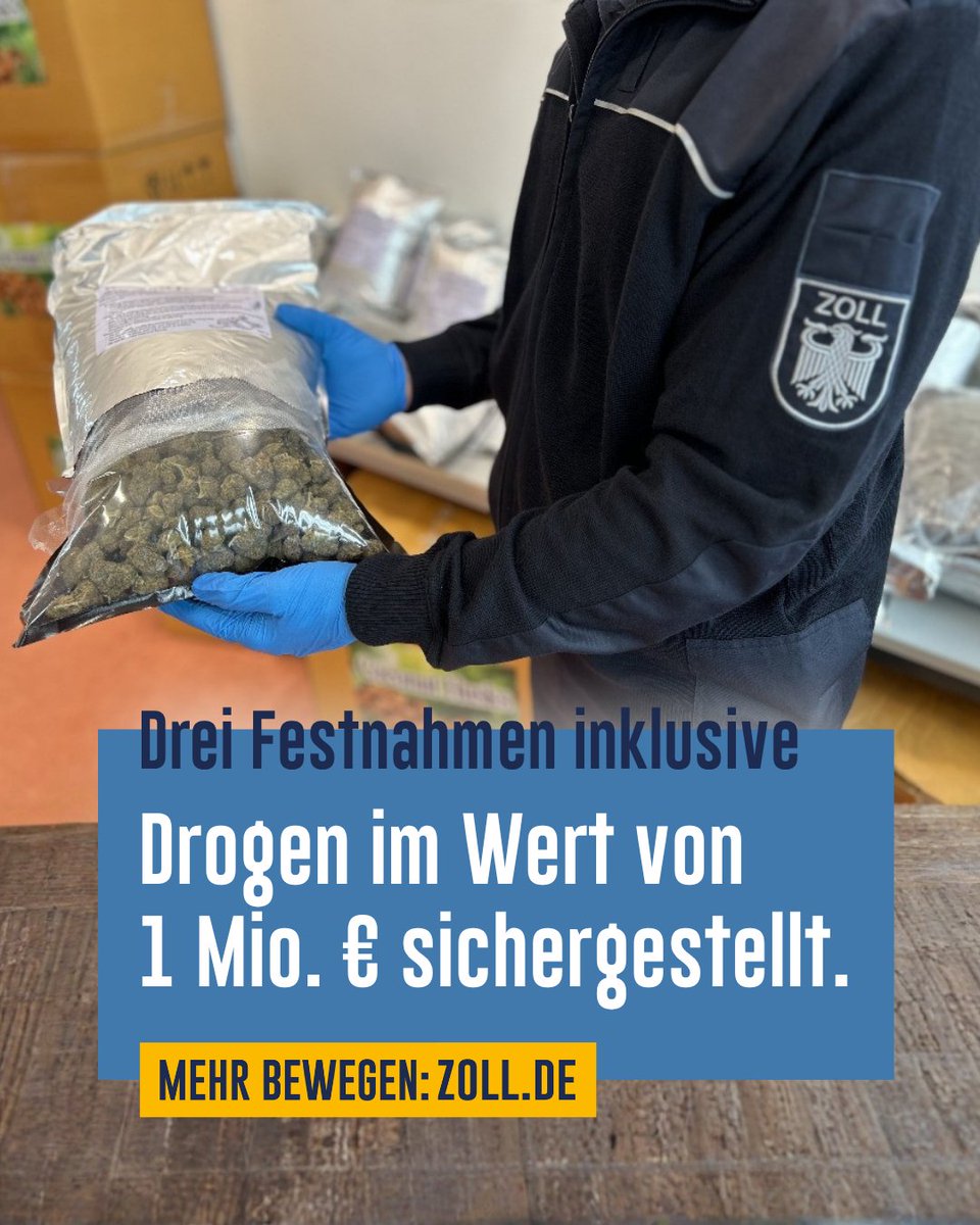 Bild: Zollbeamter mit blauen Handschuhen hält große Tüte mit Drogen
Text: Drei Festnahmen inklusive - Drogen im Wert von 1 Mio. Euro sichergestellt.