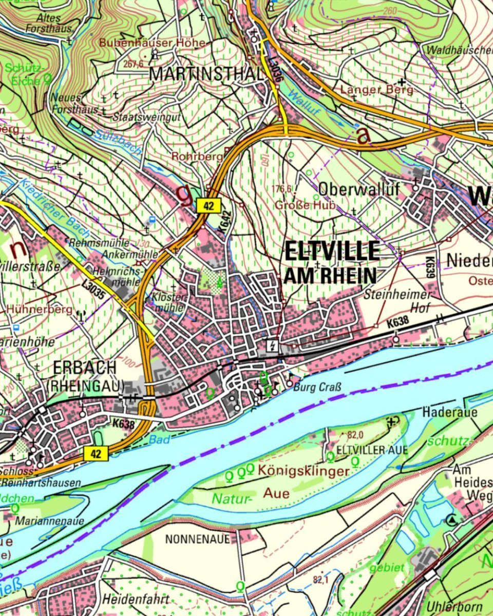 BKG_Bund's tweet photo. 📍 #MapMonday: #Eltville am #Rhein

🥐 Klingt französisch, ist es aber nicht: Eltville spricht sich „Eltwille“ aus. Der Name geht auf das lateinische alta villa 🏛️ zurück (“hohes Dorf” oder “hoher Hof”) und verweist auf einen fränkischen Königshof. 🏰 #Rheingau https://t.co/r4e5ukGm87