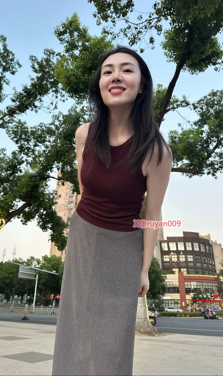 邻家少妇 tweet media