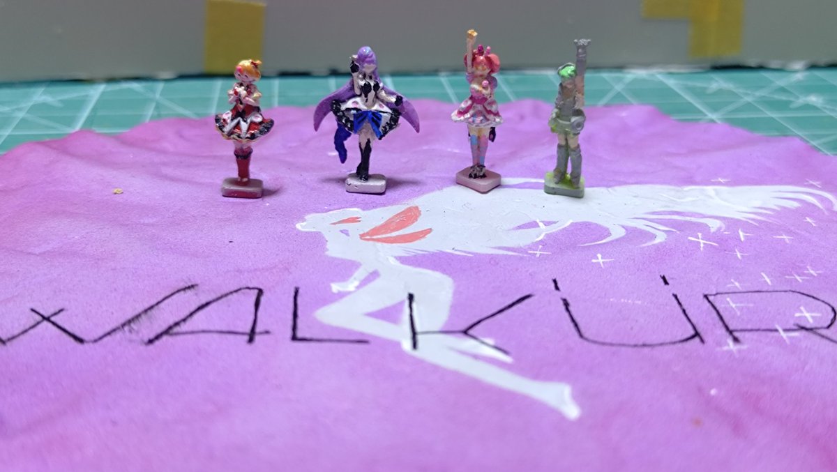 xkGuPV53SrbnszB's tweet photo. どなたか！
HGジクフリ ハヤテ機付属の
1/100フレイア🍎を安価で譲ってもいーよ！
という方、いらっしゃいませんか？
今、オリジナルで全塗装してるのですが、もう1式ワルキューレを揃えて、
唇の凍傷のシーンをつくりたいので、譲って頂ける方を探しています。
マキナと美雲、レイナは確保できました https://t.co/kq4JLbVIGJ