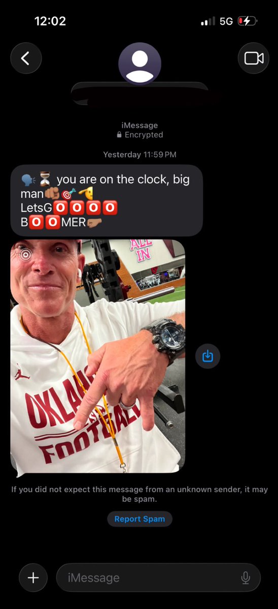QBQuinn2's tweet photo. OU fans i’ll be on campus tomorrow let’s do it!!! #BOOMERSOONER https://t.co/aNfRWUbfql