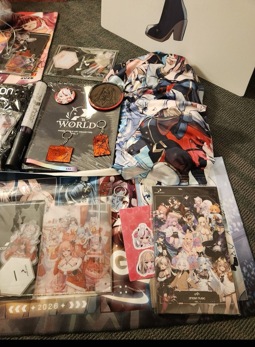 Real_Neidhardt's tweet photo. Merch haul!
Oops! All Remi!
#phasecon2026 https://t.co/fdv8HWEfZF