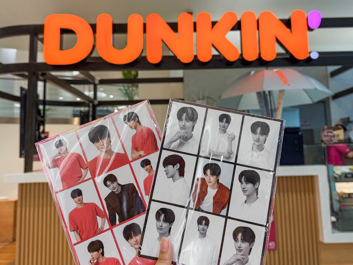 AranetaCity's tweet photo. A grand treat to get the GRAND PRINCE'S... oh wait, KING'S pogi card! 👑🍩😉

Filo Tong-Tongs, it's time for a Dunkin' run! Order any Dunkin' bundle and get your hands on these exclusive Byeon Woo Seok postcards!

#ByeonWooSeok #변우석
#ByeonWooseok_DunkinPH #AranetaCity https://t.co/sCGlx1P0Xs