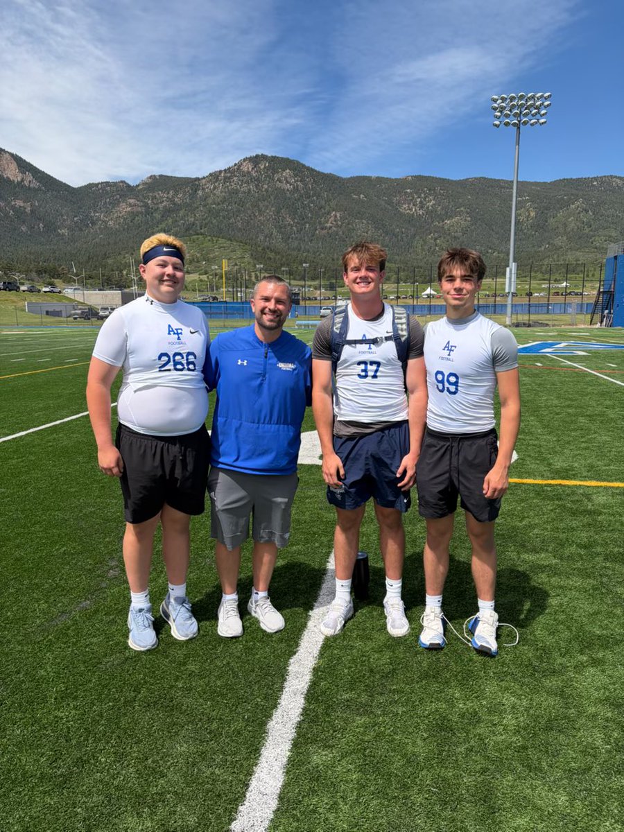 CoachHudsonPC tweet picture