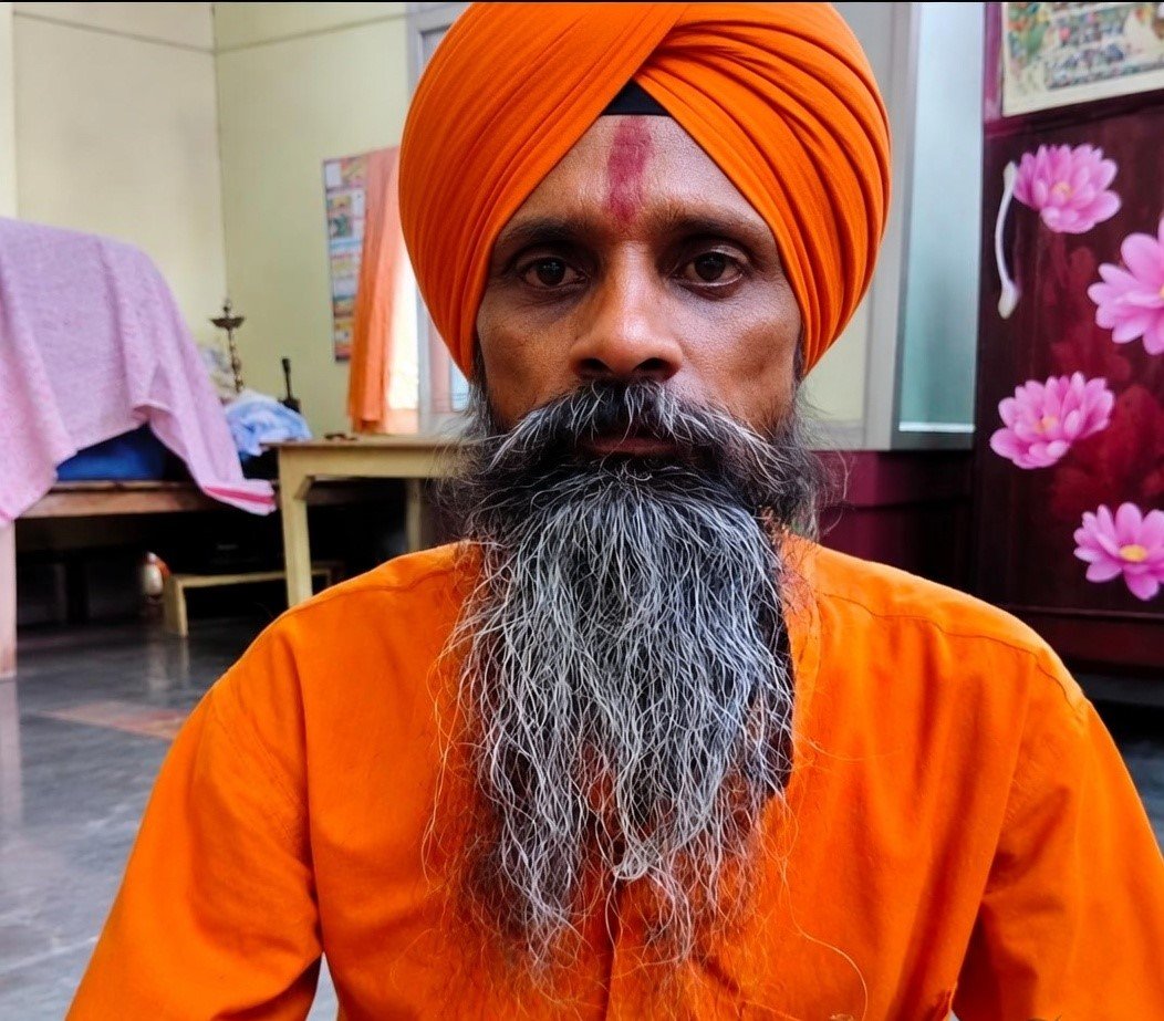 MeghUpdates's tweet photo. 🚨 BIG! Yogi Adityanath’s administration in ACTION mode. 

₹1 lakh reward criminal Mohammad Izrayal, the main accused in the murder of saint Baba Milandas, was KILLED in an encounter WITH by UP Police in Unnao.

— Izrayal carried a bounty of ₹1 lakh on his head. https://t.co/wV2KLCgAdg