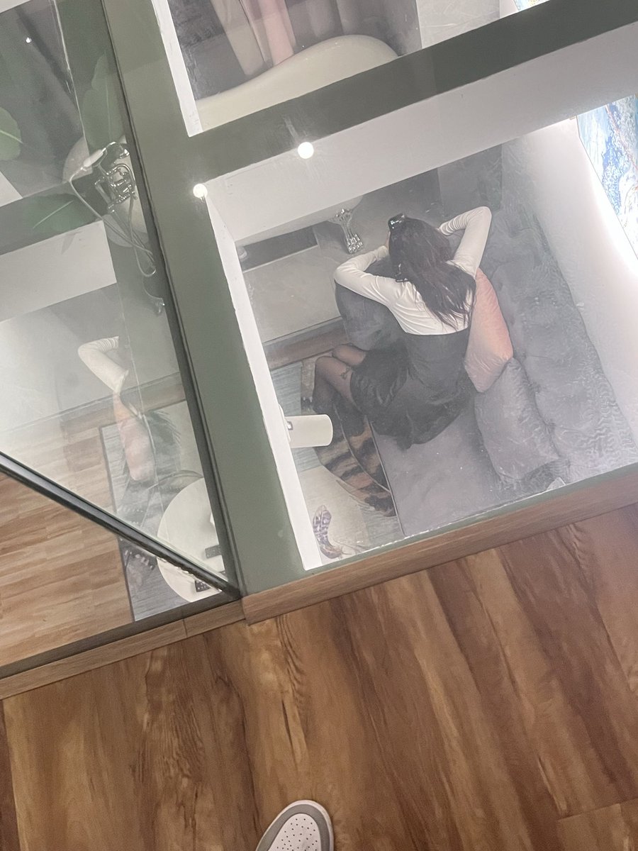 Qediex's tweet photo. 刚玩X
谁给我推荐��个单男 https://t.co/9D37MC8xBi