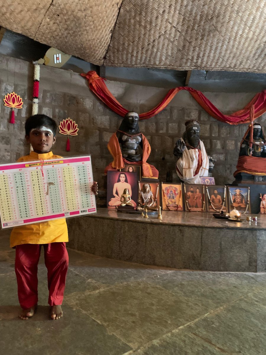 Maatrushree's tweet photo. Joy Joy Joy as Sudhir kuttipayyan son of ashram gopalaka dampati Karthi and Vanita joins @anaadigurukulam and @indic_sciences intiates into Vidyarambam . All current vidyarthis will be his teachers. https://t.co/nZlDLYVRU2
