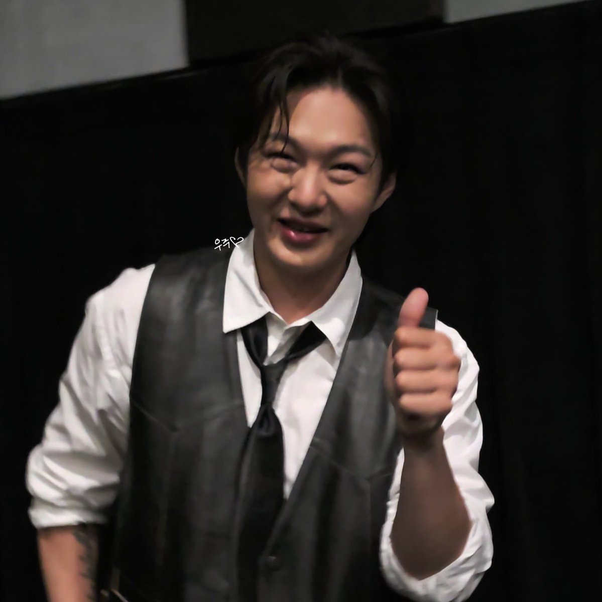 cs_sub910226's tweet photo. 260614 2026 LEECHANGSUB FANCON in TAIPEI
[EndAnd : The Uncut]
📍LEGACY TERA
⠀
정말이지 따봉이어따☺️👍🏻

#이창섭 #LEECHANGSUB
#EndAnd #엔드앤드 https://t.co/iY5gYZsiGu