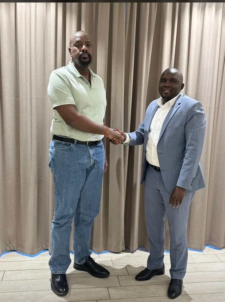 markElisheba's tweet photo. Gen. Muhoozi Kainerugaba has appointed Hon. Fadil Twalla as the new Secretary General of PLU, saying he will work closely with him to achieve the organisation’s objectives.
He also commended Hon. Kabanda for his three years of excellent service. https://t.co/Hni8dJPkLA