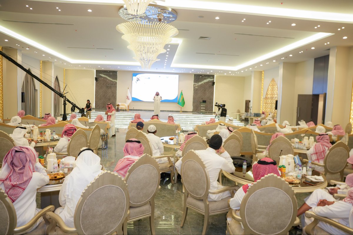 alber_alquz's tweet photo. شارك مدير الإعلام والعلاقات بجمعية البر الأهلية بوادي يبه - القوز، المهندس أحمد بن محمد الشوحطي، في ملتقى تقنيات الذكاء الاصطناعي الرابع عشر، الذي نفذه مركز ثقات @thiqat1 التابع لجمعية تحفيظ القرآن الكريم بالطائف (فرقان). @comqt 

وتأتي هذه المشاركة في إطار تعزيز الاستفادة من تقنيات الذكاء الاصطناعي وتوظيفها في تطوير العمل الإعلامي والمؤسسي، والاطلاع على أحدث الممارسات والتجارب النوعية في هذا المجال، بما يسهم في رفع كفاءة الأداء وتحقيق مستهدفات القطاع غير الربحي.

#بر_القوز #الذكاء_الاصطناعي #مركز_ثقات #فرقان