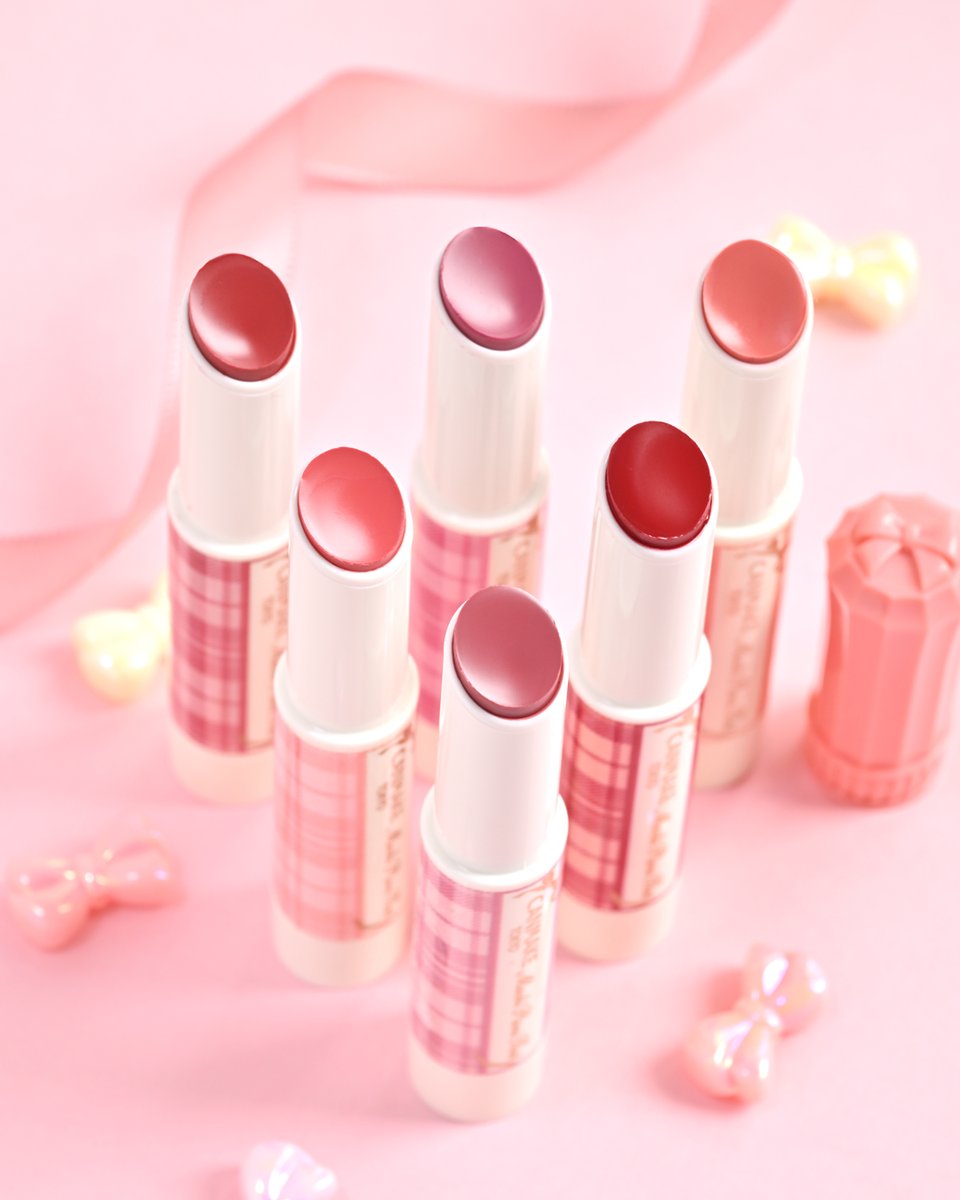 CanmakeTokyo's tweet photo. 色モチもツヤ感もボリュームUP※も叶える💋
『むちぷるティント』全色をご紹介💄

02 モモ
03 ワインベリー
05 フィグピューレ
06 ラズベリーケーキ
07 フルーツオレ
40thx ストロベリーボンボン
08 サクラロール

ヌーディー・ローズ・コーラル・ミルキーピンク…勢ぞろい✨

気になるカラーをコメントで教えてね💗
※メイクアップ効果による