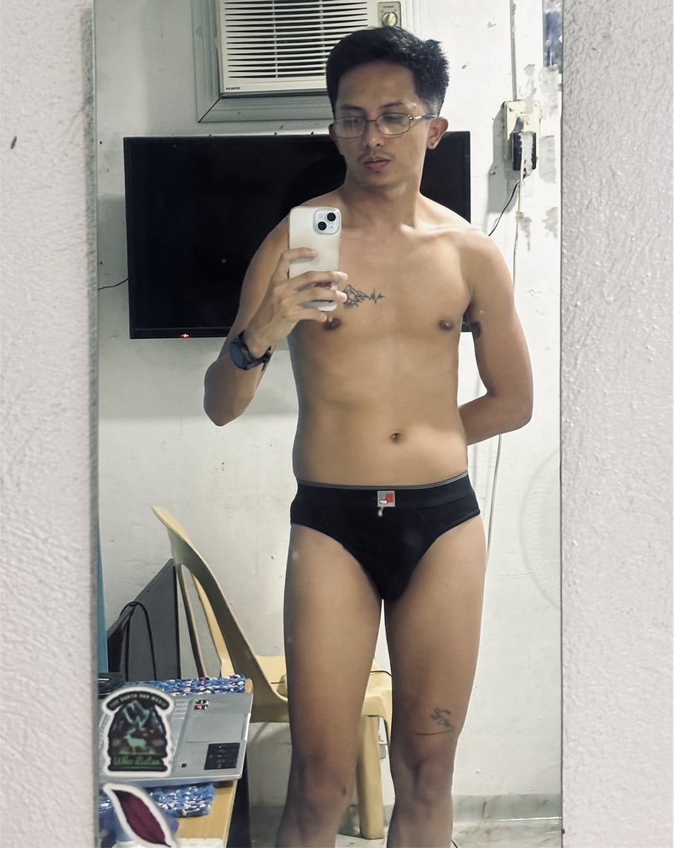 enzounfiltered's tweet photo. Currently in my black undies era. 🖤 https://t.co/faUScGuKqG