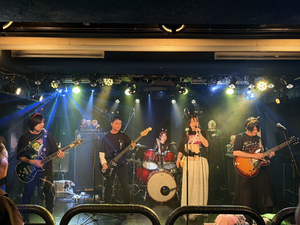 mayoineko_mygo's tweet photo. No Beer No Life Vol.272に出演してきました。
今回は結構久々の曲を引っ張り出してきました。
会場に来てくれた方たちはとても楽しんでもらえたようでなによりです。
さて、まよいねこの次のライブは8/29。
Harrrrrrry Fesで盛り上がっちゃいますよ。
次のライブのセトリはエグいのでお楽しみに。 https://t.co/hehAjGBkoe