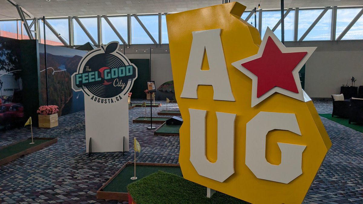 PaulFromFox5's tweet photo. GEORGIA, THE WHOLE DAY THROUGH 🍑 We're touring the state without ever leaving @GWCC_ATL this morning -- thanks @ExploreGeorgia for the awesome experience!! @GoodDayAtlanta https://t.co/eF6FMUvdlb