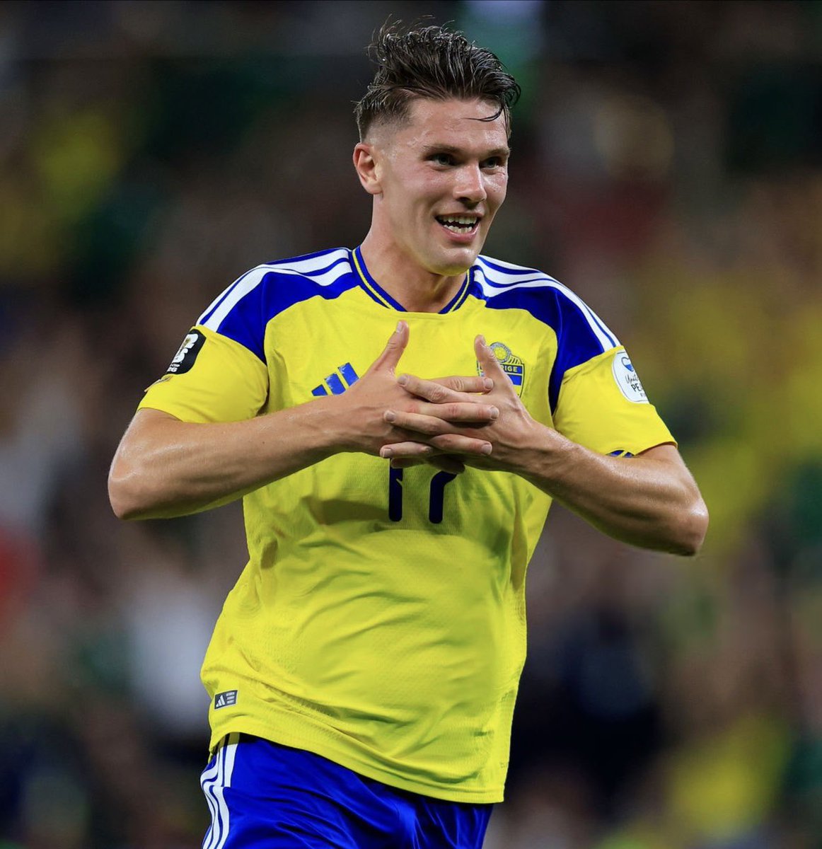 afcstuff's tweet photo. Viktor Gyökeres played the full 90 minutes, scored a goal &amp; provided an assist, as Sweden beat Tunisia 5-1 in their opening game at the 2026 World Cup. 💪🇸🇪

38 touches
17/20 passes (85% accuracy)
4 chances created (most in the match)
2/3 aerial duels won
1 goal ⚽️
1 assist 🅰️ https://t.co/UVrWTzZ90K