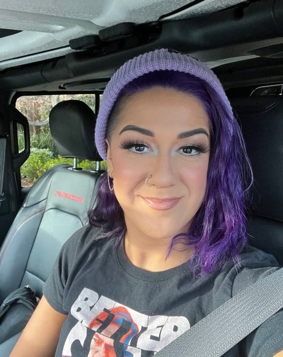 Jason_Gilliam05's tweet photo. It's #RoleModelMonday @itsBayleyWWE
#RoleModel #BayleyIsHot #BayLyra #DingDongHello #happybirthdaybayley
#WWERaw #RawOnNetflix https://t.co/6g7c0g4EJu