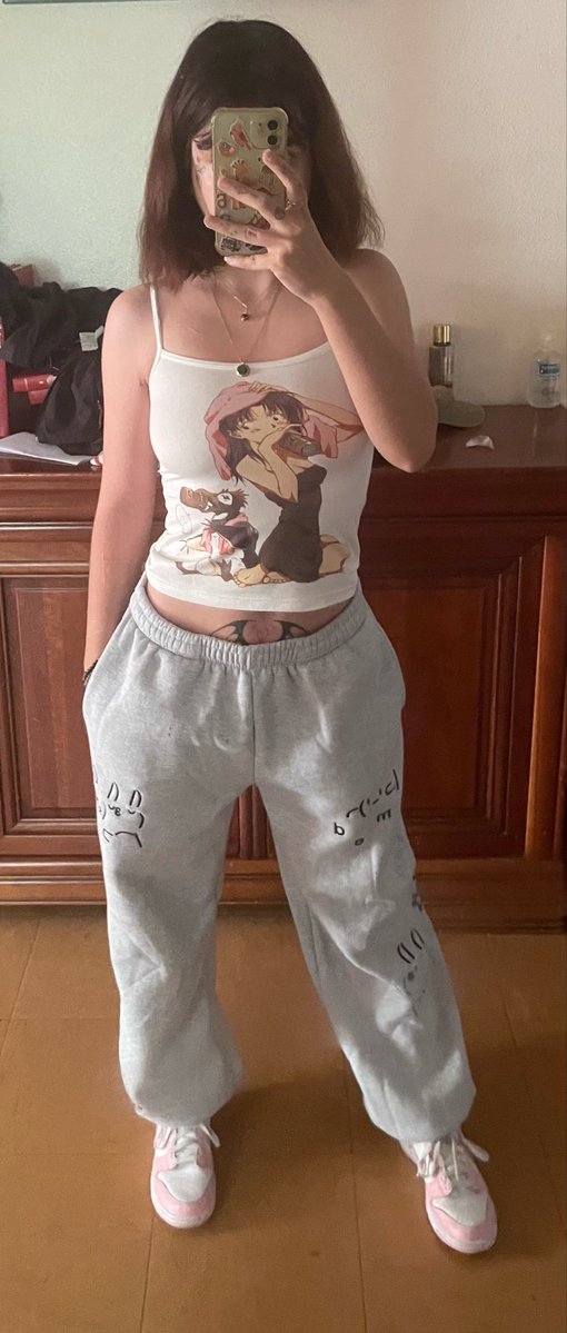 𝓗𝓮𝓵𝓵 𝓖𝓲𝓻𝓵 ⋆𐙚₊˚⊹♡ tweet media