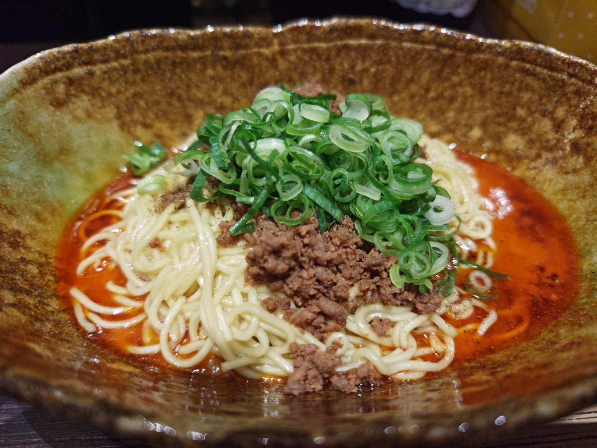 LZI11ewsHFgduVd's tweet photo. #広島県広島市中区 の
#くにまつ本店 さんで
#汁無し担々麺2辛
程よい痺れと辛さ濃厚で
深みのあるごまタレが
低加水の中細ストレート麺に絡み
#超絶あやミー💕です🍅
ご馳走様でした https://t.co/vGOwzpmD6C