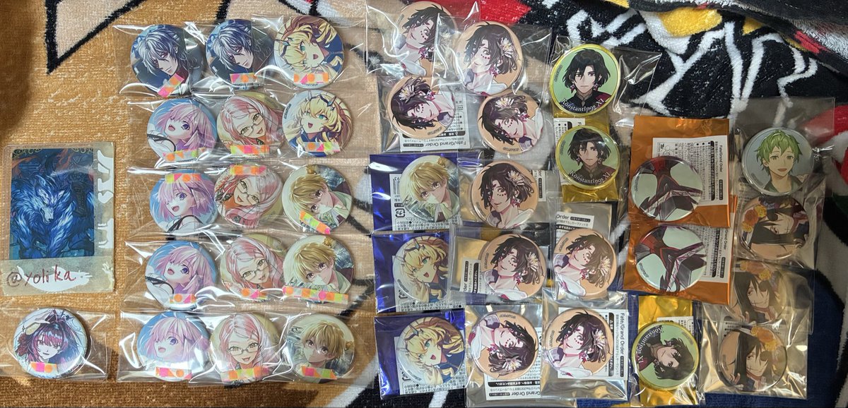 y01ika's tweet photo. FGO Fate 霊基召喚缶バッジ otss 交換　有償譲渡

譲
高杉　オベロン　道満　斉藤　エレシュキガル　リリス　他画像参照

求
最終再臨ロボ> otss太歳星君、ロウヒ、サテライトロウヒ、定価(+送料)>Fes 徴姉妹、シバ、otss ティアマト>上記記載サヴァのその他

マステ付き→良品交換返送まち

↓ https://t.co/tgvRH1Poq2