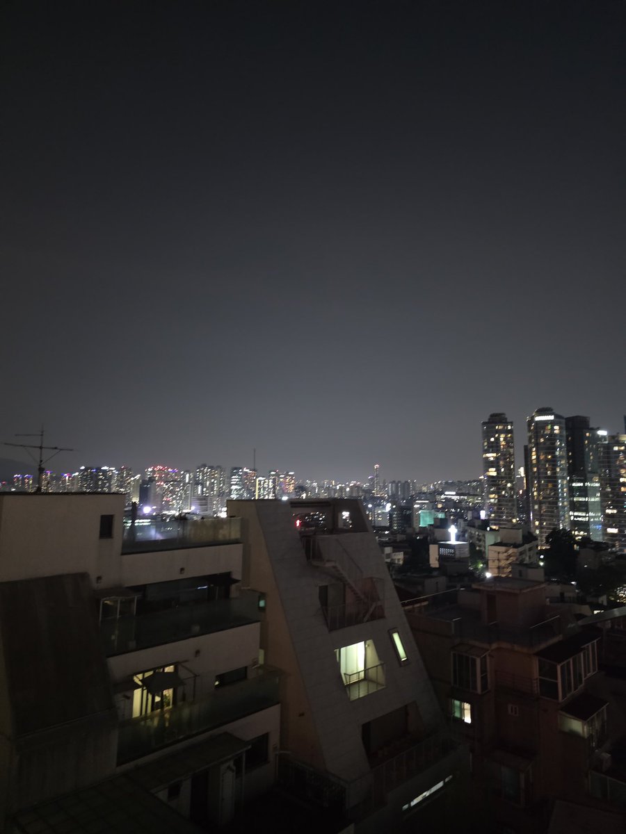 YOONSANHA_offcl's tweet photo. [💬]

SANiGHT🌙

#윤산하 #YOONSANHA https://t.co/blPhrPKsUY