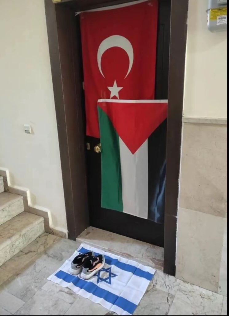 timursultan1234's tweet photo. @bezalelsm Geliyoruz bekleyin . Pek yakın nda inşaallah ☝️🤲🇵🇸🇹🇷🇵🇸🇹🇷🇵🇸🇹🇷🇵🇸🇹🇷🇵🇸🇹🇷🇵🇸🇹🇷🇵🇸🇹🇷🇵🇸 https://t.co/EH42whzQ4P