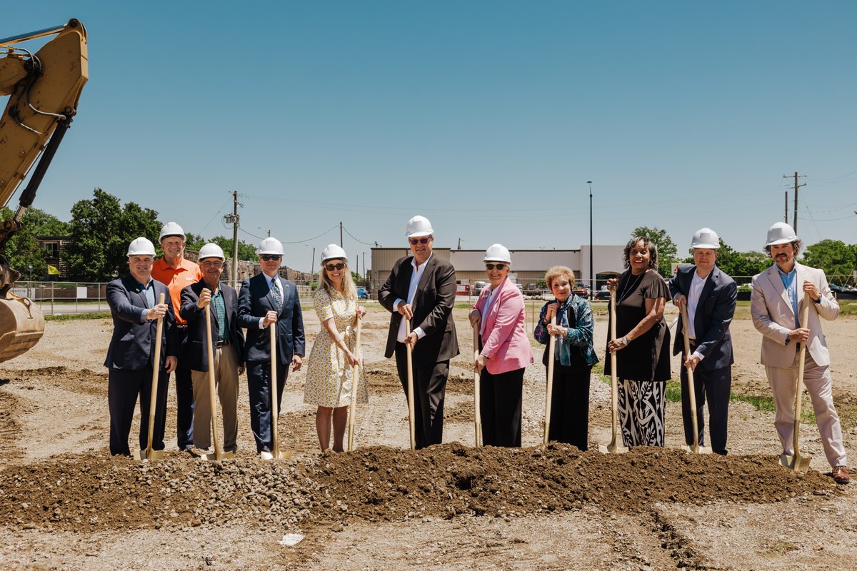 GLCommerce's tweet photo. In 2007, 1st Source Bank entered Tippecanoe County with no loans and no deposits. Nearly two decades later, it just broke ground on its fourth local branch. 💵 Find out more: https://t.co/uvqO2moxEQ https://t.co/JEssO39vDD