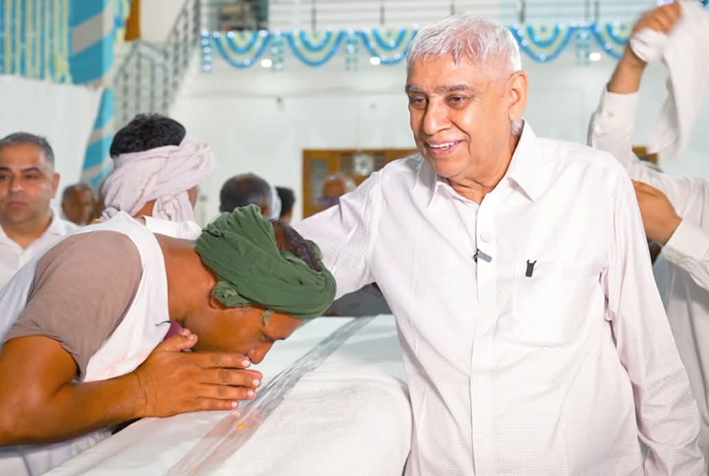 sanewshimachal's tweet photo. पैरा एथलीट, जेई दिल्ली एवं खेड़ी जसौर, राखौता, डांग खुर्द और मौला के ग्रामीण सतलोक आश्रम धनाना धाम पहुंचे। सभी ने संत रामपाल जी महाराज के विचार सुनकर आशीर्वाद प्राप्त किया और जनकल्याणकारी कार्यों की सराहना की।
#SantRampalJiMaharaj #SatlokAshram #HumanityService #SpiritualIndia https://t.co/uKsZSD4OCW