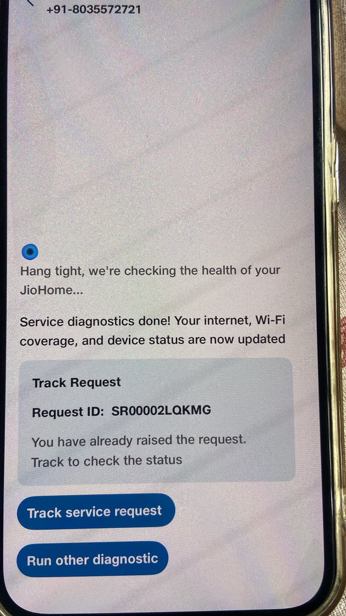 Suhashvats's tweet photo. @reliancejio what is the standard of your service folks. Is there any SLA you follow to close critical issues like internet not working. SR raised on 11th June, not fixed till now 16th( full 5 days over). Any one responsible?? https://t.co/WD2KEfDzzC