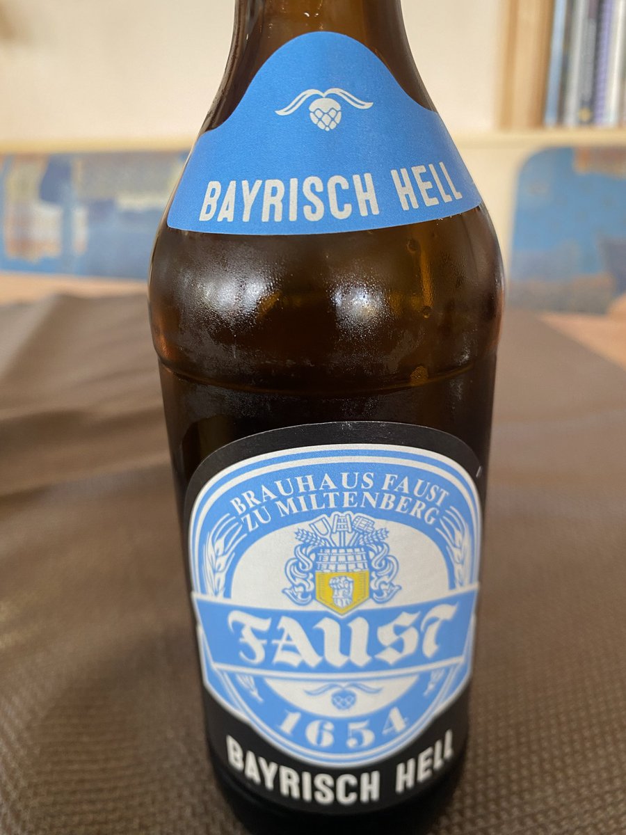 arielnieto's tweet photo. Bayrisches Hell Bier #Faust https://t.co/7R5TE4OY0C