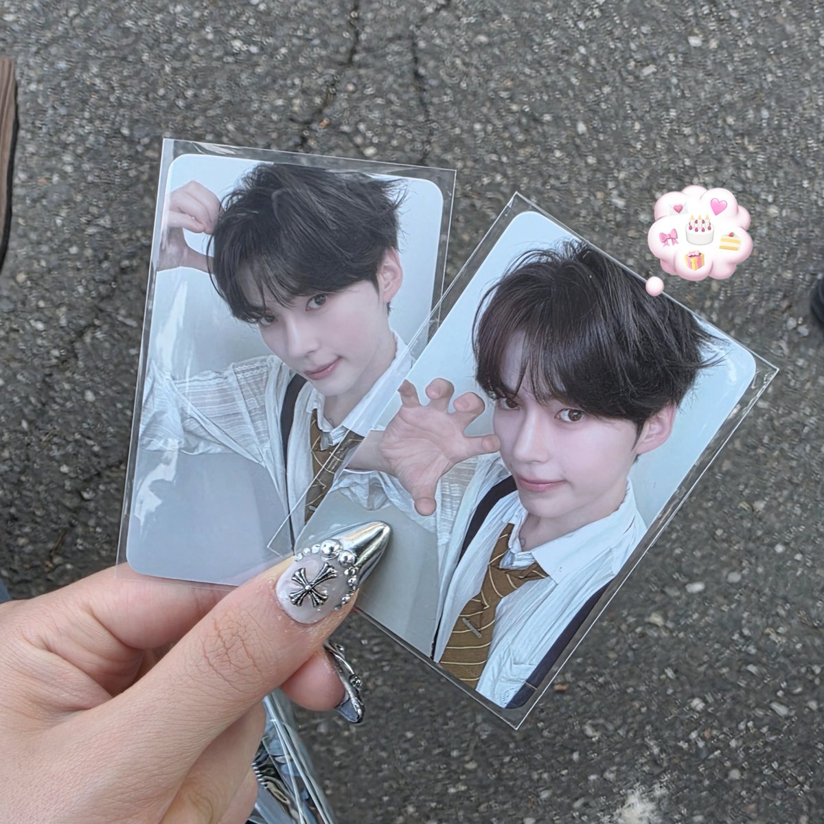 hingdlxld_'s tweet photo. 여자들이 더 신난 어떤 남자아이 생일날♪❤︎ https://t.co/HhsD9JBf0B