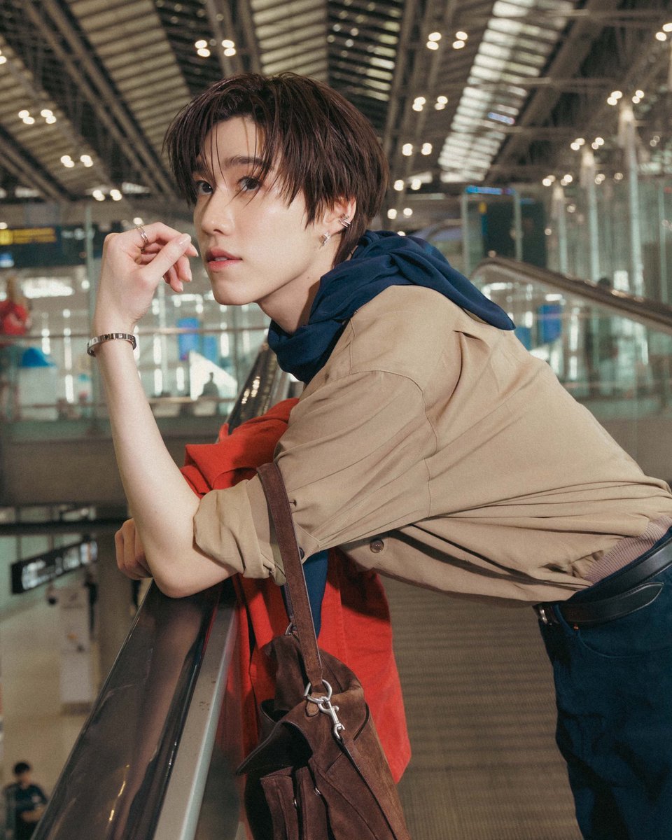 Hello98_th's tweet photo. เปิดภาพแอร์พอร์ตลุคของ” พีพี กฤษฏ์  “ ก่อนเข้าร่วมงาน The Melbourne Winter Masterpieces®: CARTIER Exhibition ที่ National Gallery of Victoria 
🔗 https://t.co/ke65e4jiso

#Ppkritt #CartierThailand https://t.co/QTC5KXi8Bb