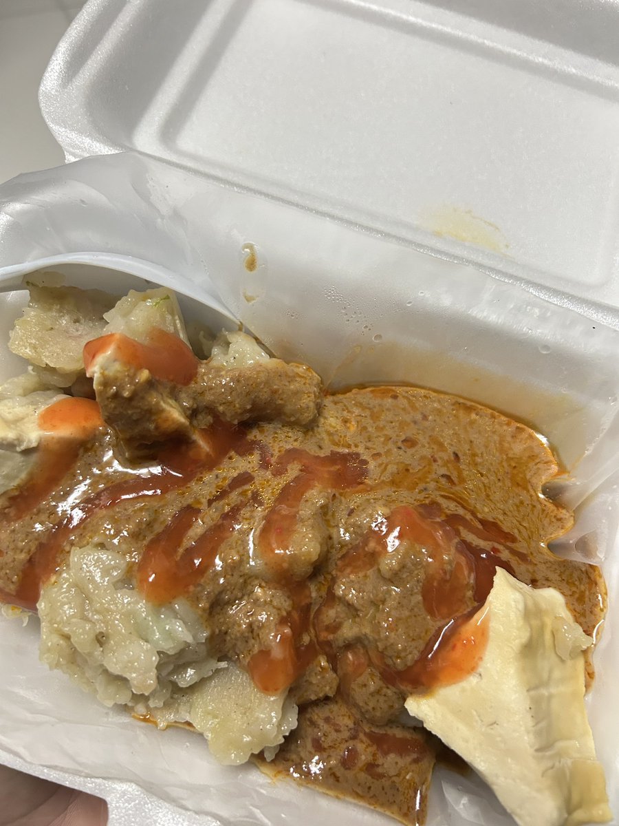 yyeeyeeeeee's tweet photo. siomay 15k segini, worth it ga? https://t.co/MDKoIB2lQA