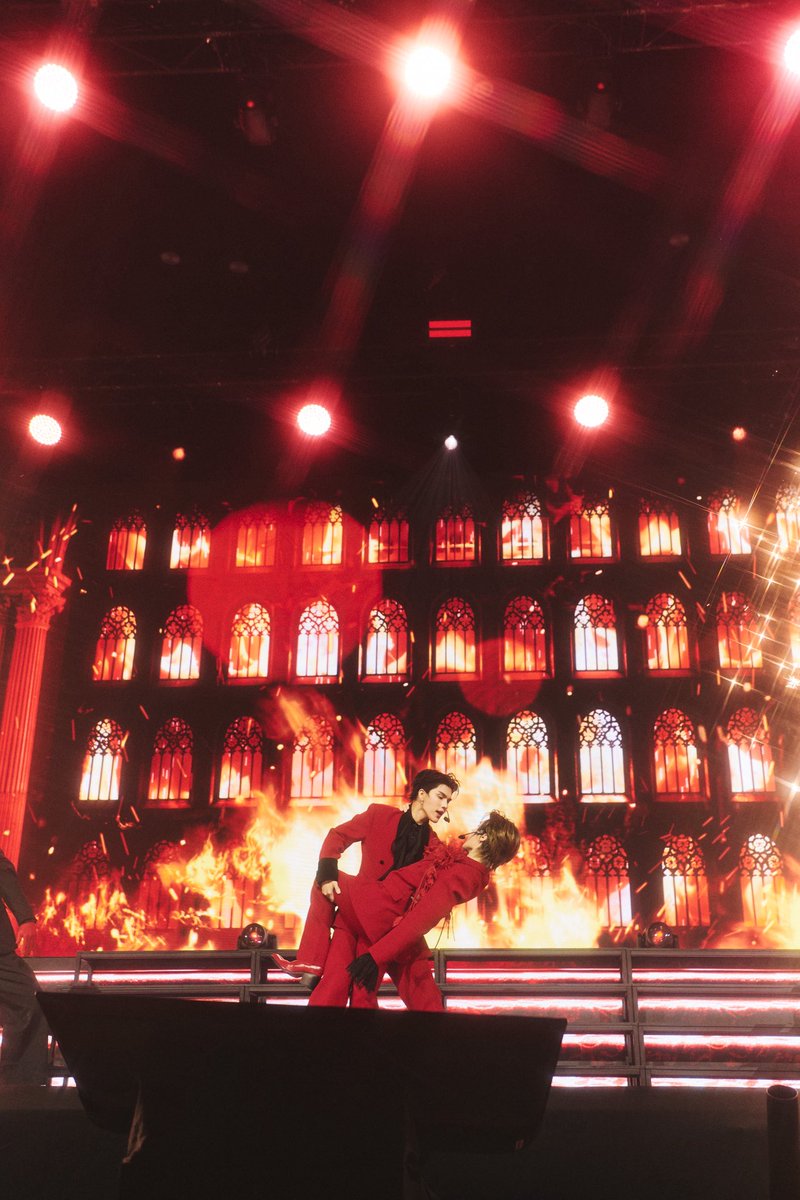 Cusp_Ent's tweet photo. The red suit, the first dance, and the beginning of the story. What was your favorite moment from this act? ✨

Yesterday Secret Night
#YesterdayTheSecretMelodiesDay https://t.co/EcpJsgZvN1