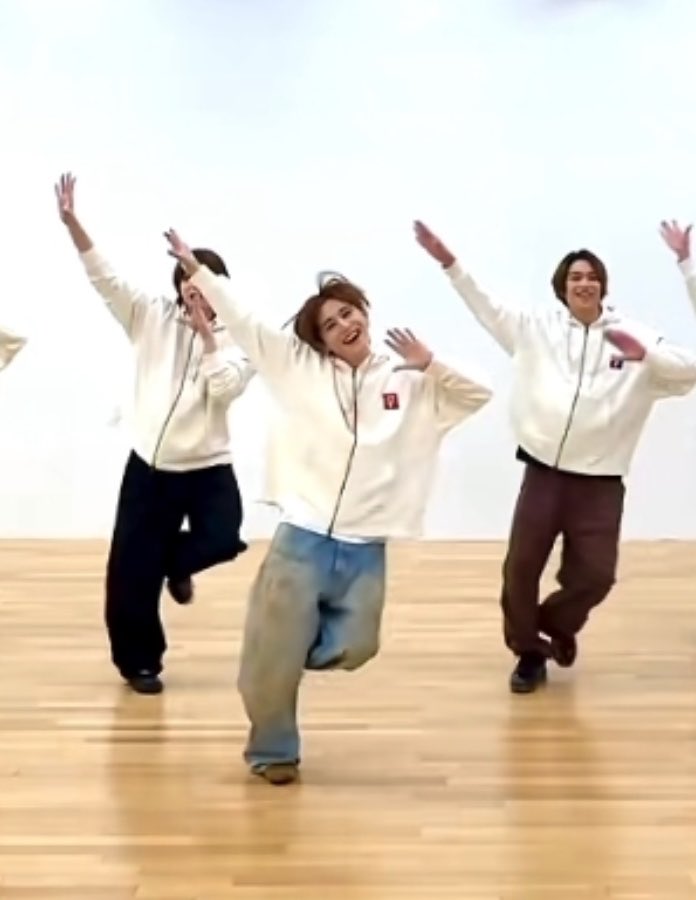 arym_hsj0427's tweet photo. 全力で可愛いをやってくれるとこ好き https://t.co/g5AXYk8TKv