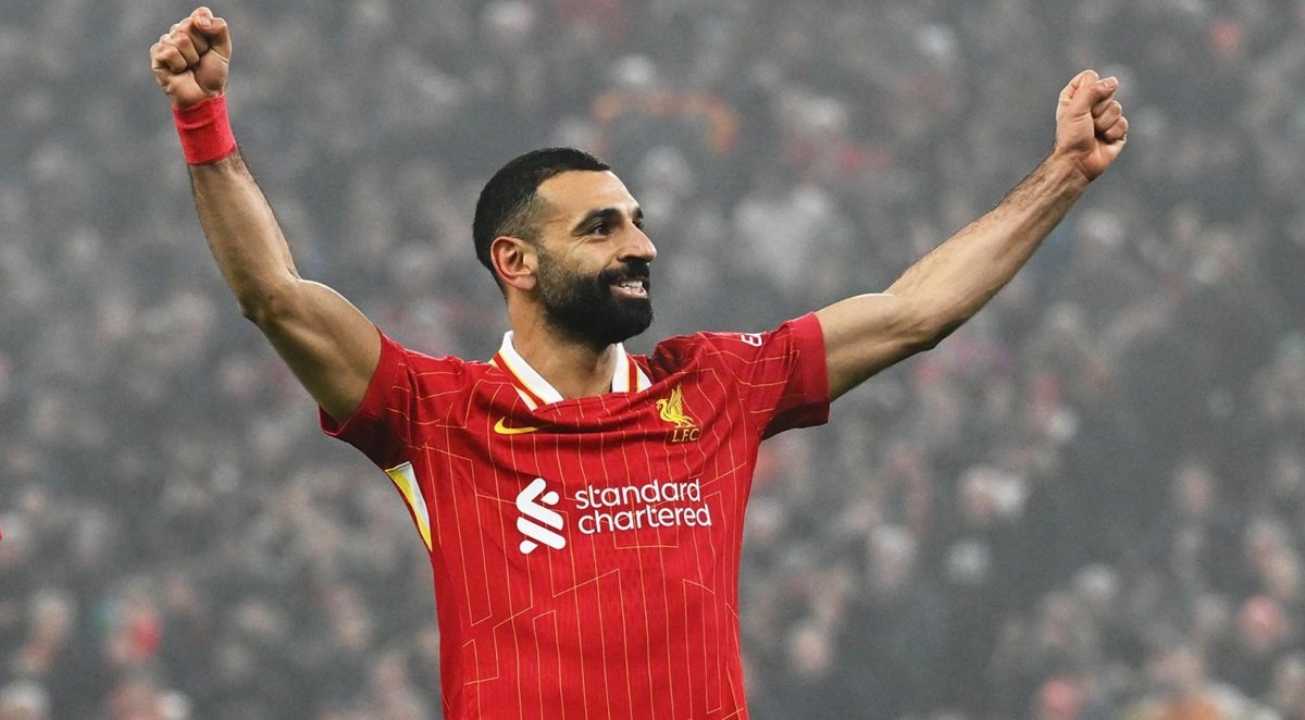 g_iallorossi's tweet photo. 💣🔥 SALAH SI OFFRE, LA ROMA DICE NO

Il Romanista: gli agenti dell'egiziano hanno proposto Momo alla Roma, ma dopo un attenta valutazione si è deciso di scartare la pista per via dei costi considerati eccessivi. #CalciomercatoRoma 🟡🔴

➡️ https://t.co/Pzu8Zq5skp https://t.co/2rsShUoaoc