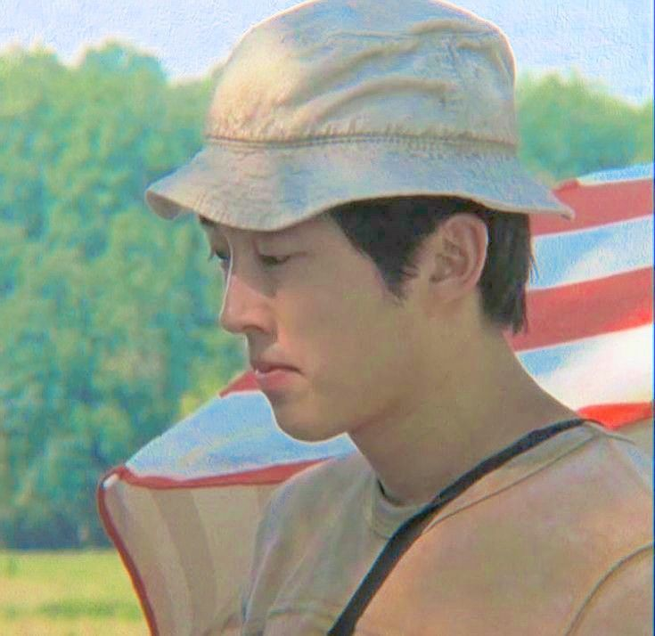 kittycatglenn's tweet photo. him in Dales hat is so fucking cute look at him aww https://t.co/wCHeBKm9BY
