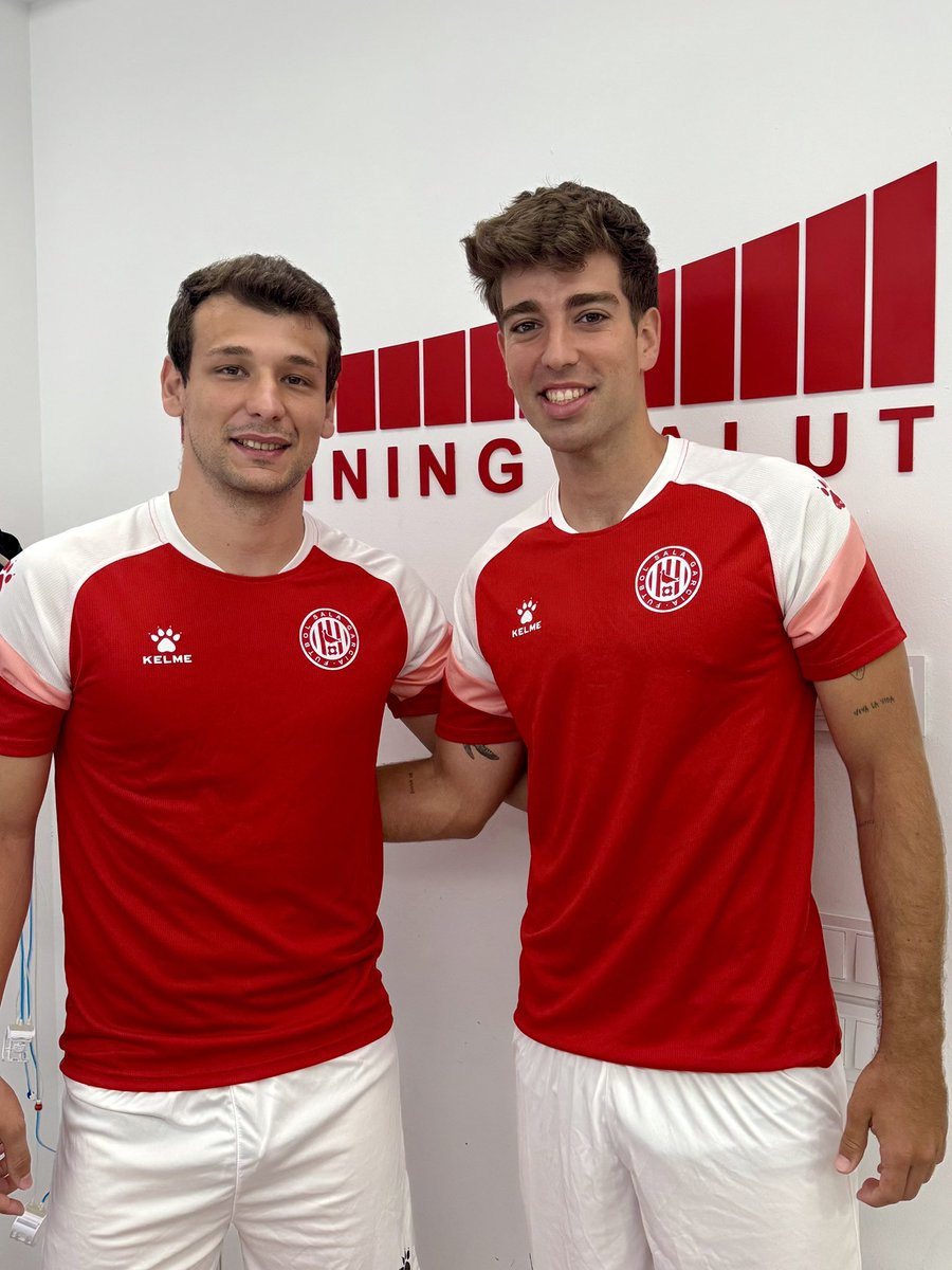 fsalagarcia's tweet photo. ✅ Eric Pérez i Pau López han passat aquest dilluns al matí la revisió mèdica amb el Dr. Joan Vilaseca i la revisió biomecànica i podològica amb Alejandro Bayo. / ¡Primer día de nuestros dos primeros fichajes con el club!

#TempsDeCreure https://t.co/tAyL8NJ6yr
