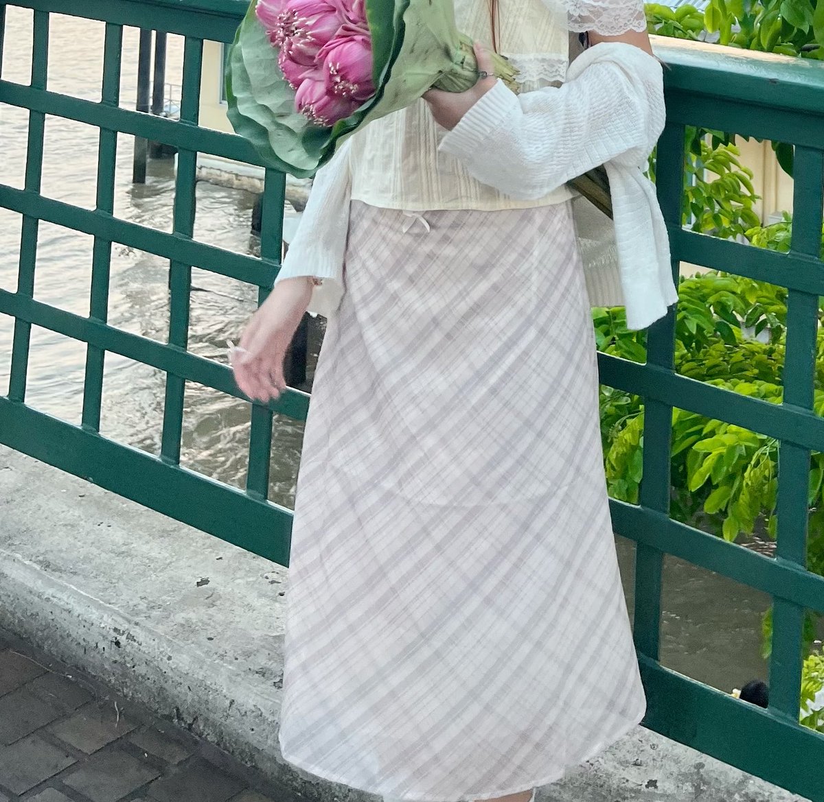 KaiFuji196842's tweet photo. กระโปรงลาตารางสีครีมเเมชได้ทุกชุดลุคหวานๆใส่ไปครั้งเดียวค่ะ
Price: 100👚
#ส่งต่อเสื้อผ้า #ส่งต่อเสื้อผ้ามือสอง #ส่งต่อเสื้อผ้า #เสื้อผ้ามือสอง #ส่งต่อstylistshop #โล๊ะตู้ #ส่งต่อvghbkk #โล๊ะตู้เสื้อผ้า #cintageส่งต่อ #ส่งต่อcintage https://t.co/RRS8my2v4M