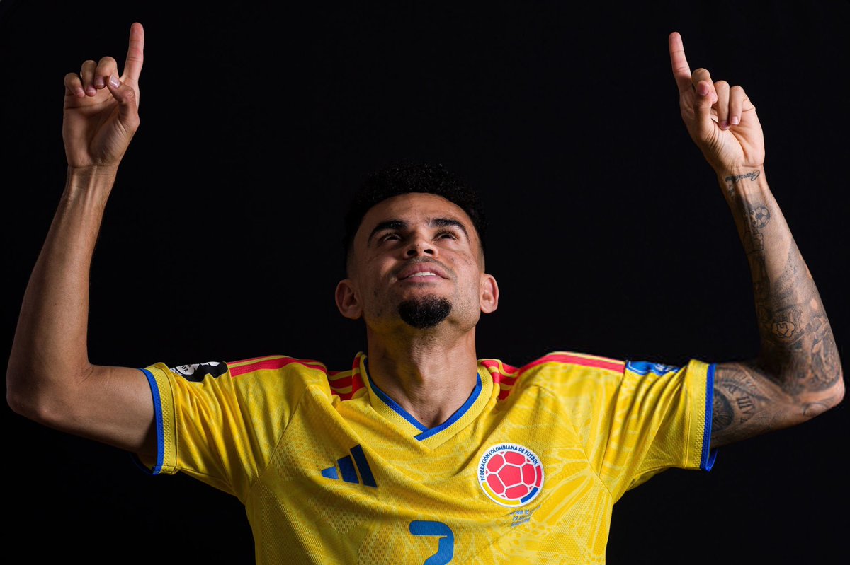 iMiaSanMia's tweet photo. 📸🇨🇴 Lucho is World Cup ready https://t.co/AgXxw1aJrB