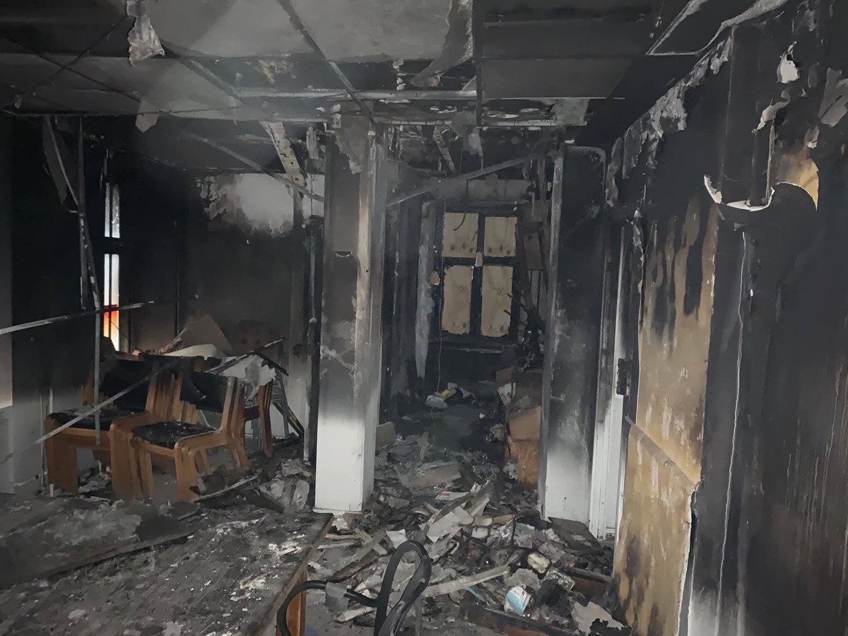 vestsahara's tweet photo. En rettssak har startet i København mot fire menn som er tiltalt for  å ha stått bak det politiske attentatet mot kontorene til vår danske partner Global Aktion i fjor. På fortauet var det tagget promarokkanske slagord. #VestSahara https://t.co/KYcXzwbWa0 https://t.co/O2a93yyAH2