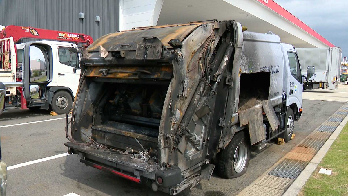 rkbnews4ch's tweet photo. JUST IN!! 新着記事
⠀ /／
🗣【ごみ収集車で火事】ごみから”リチウムイオン電池の充電式掃除機””大量のガスボンベ”発見　福岡市
   \＼
もっと見る 👇👇
📰https://t.co/IwL81aR0Wq

13日に福岡市東区でごみ収集車が焼けた火事で、市は、ごみの中からリチウムイオン電池や大量のガスボンベが見つかったと発表しました。