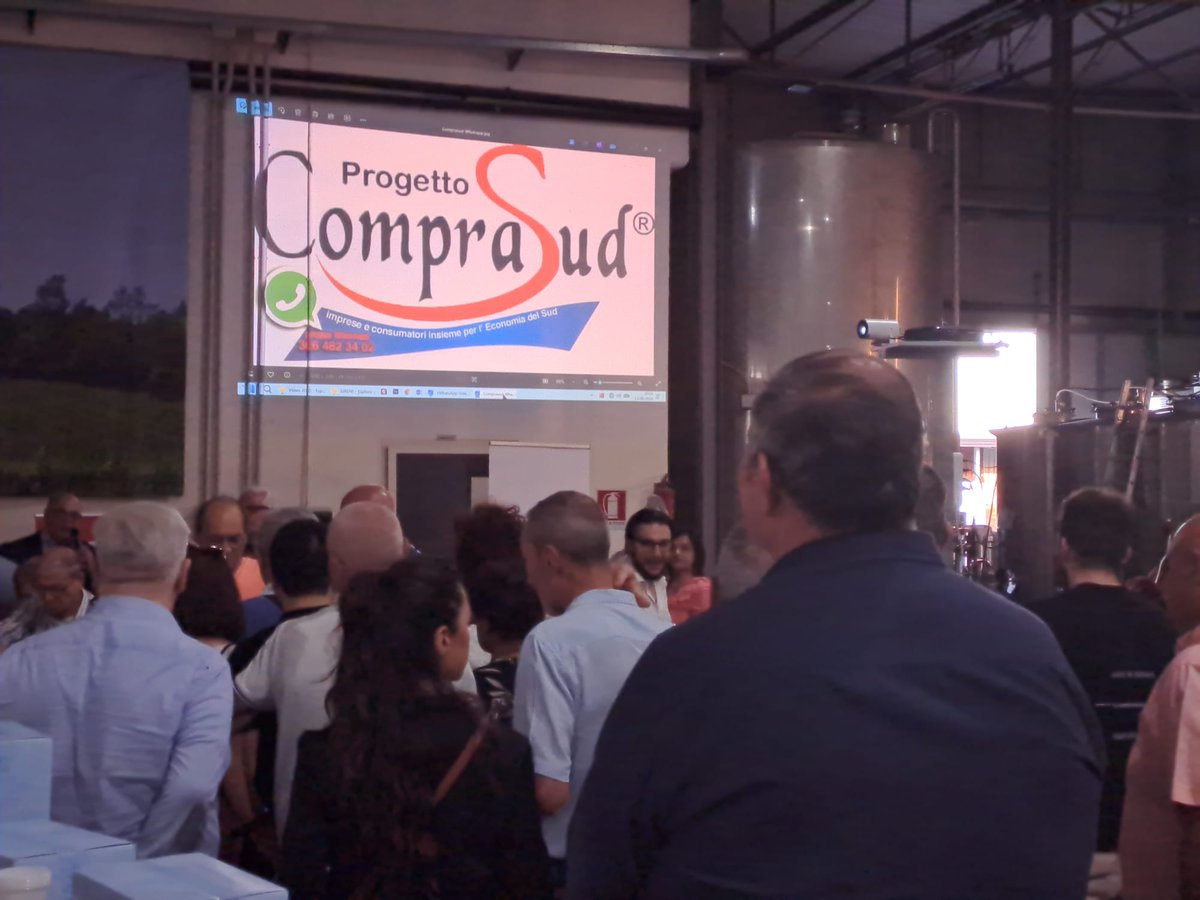 ProgCompraSud's tweet photo. PROGETTO COMPRASUD presentato a imprese e consumatori dell' area Nord di Napoli il 13 giugno.
https://t.co/14xx1PhpHo https://t.co/dvNRziSQ0L