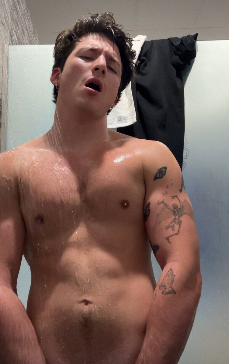 campgoonbro's tweet photo. from tiktok to porntok https://t.co/91sZ0aB3fK