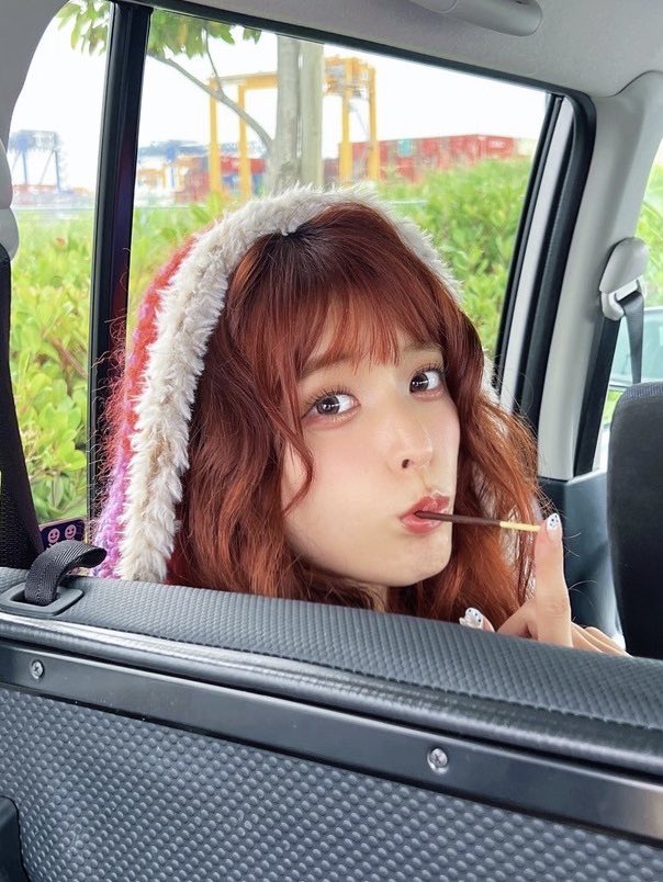 pour_lui's tweet photo. ポッキーゲームする? https://t.co/uZ14wZigb4