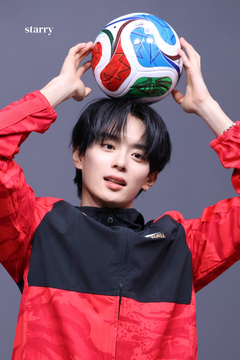 starry_0125's tweet photo. 260614 ⚽️

#강민 #KANGMIN #カンミン #VERIVERY https://t.co/13NCU3sL69