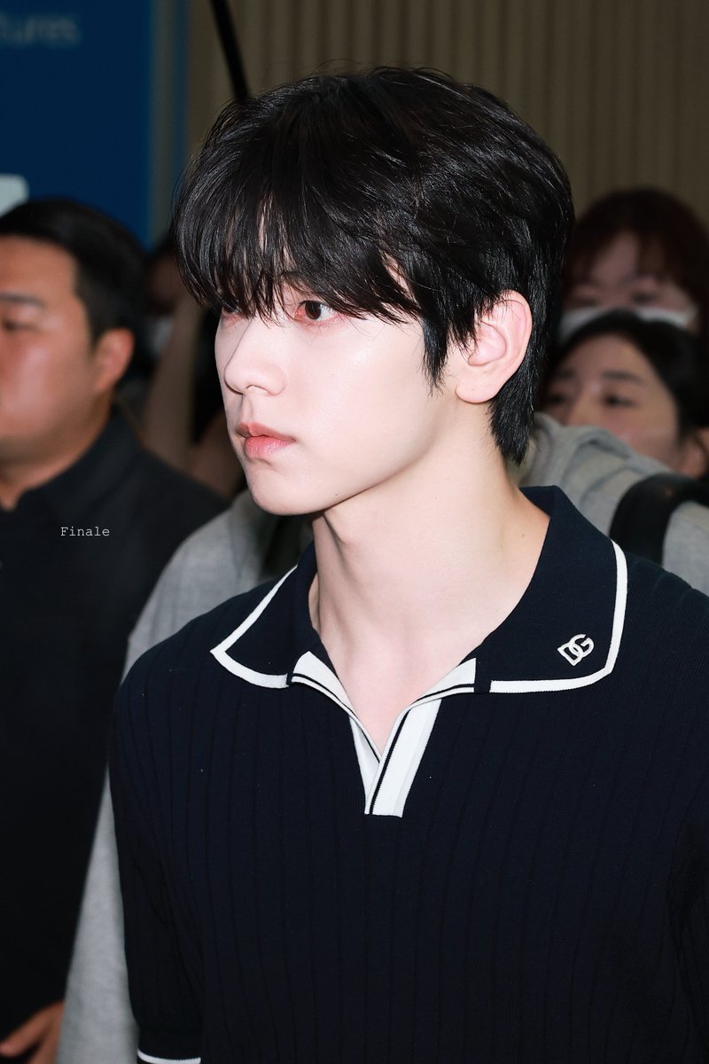 archerintherye's tweet photo. 빈김새 좋은점: 얼굴 걍 스노우화이트고 창백한데 결정적인 인상이 절대 사납지 않고 코끝 동그랗고 사르르계열이고 따스한거 https://t.co/0HiaOuRQDV