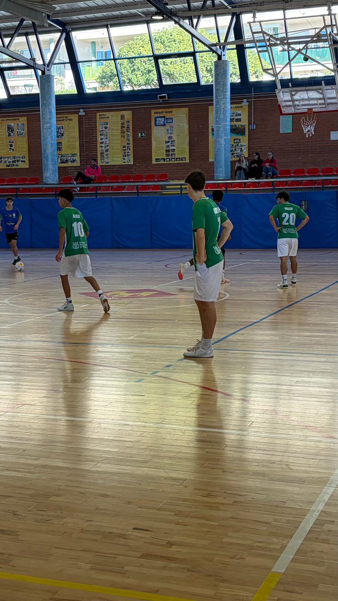 elretirositges's tweet photo. Doblet d'El Retiro en la temporada del debut. 💚🏆

L'equip de futbol sala d'El Retiro ha signat una gran campanya al Vila de Sitges, proclamant-se campió del playoff de Divisió d'Honor i de Copa en l'any del debut a la competició.

Enhorabona, nois, per una gran campanya! https://t.co/G5om0RXAoq